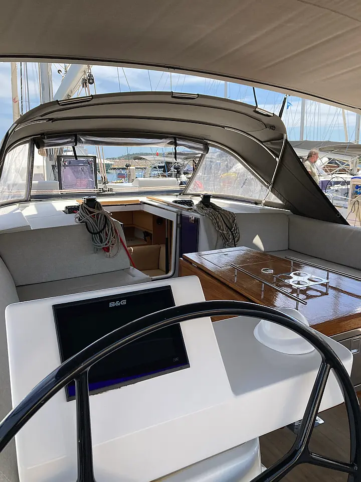 Dufour 520 GL - 