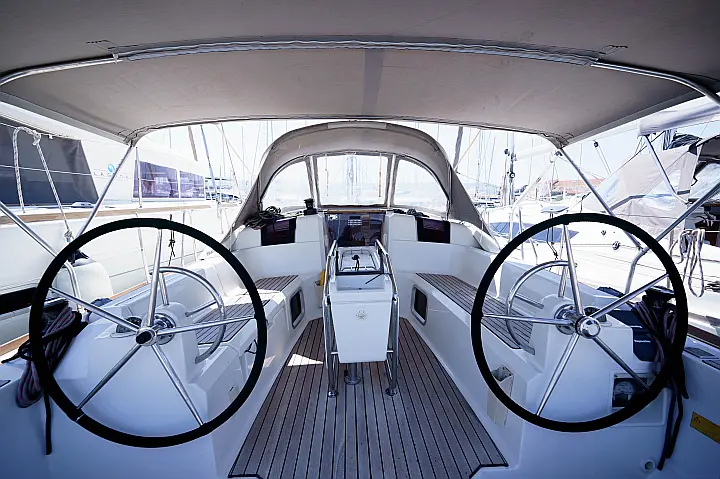 Jeanneau Sun Odyssey 379 - 