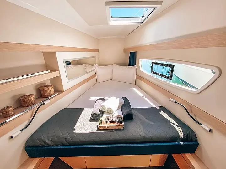 Lucia 40 - 