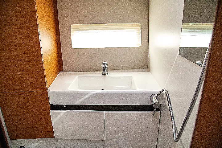Sun Odyssey 490 4 cabins - 