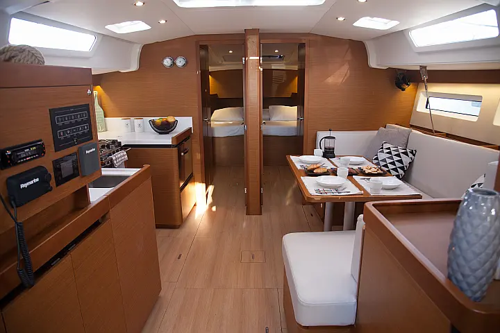 Sun Odyssey 490 4 cabins - 