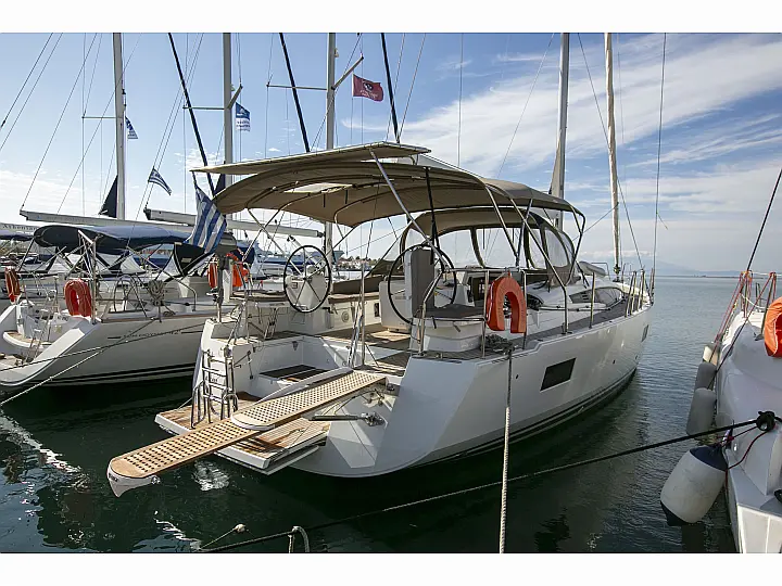 Jeanneau 54 - External image