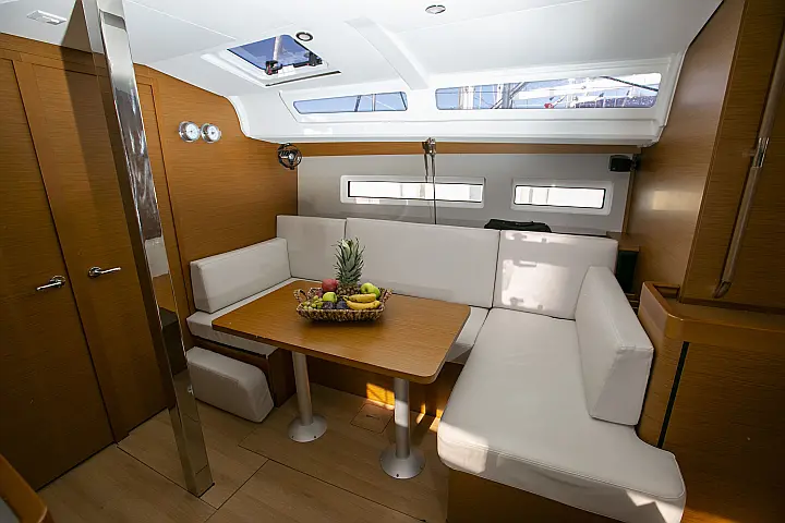 Sun Odyssey 440 - 