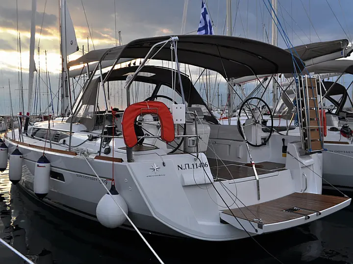 Sun Odyssey 519 - 