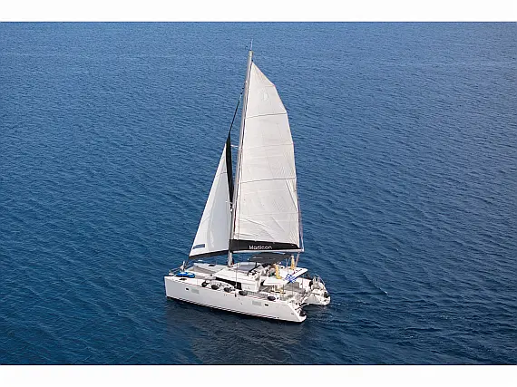 Lagoon 450 Fly