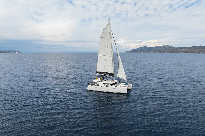 Lagoon 450 Fly - 
