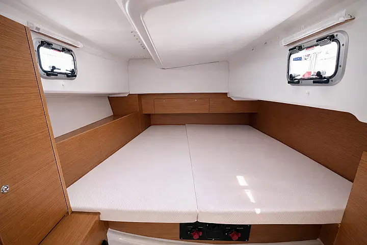 Sun Odyssey 350 - 