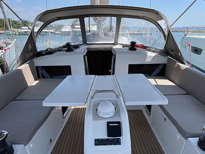 Sun Odyssey 490 - 