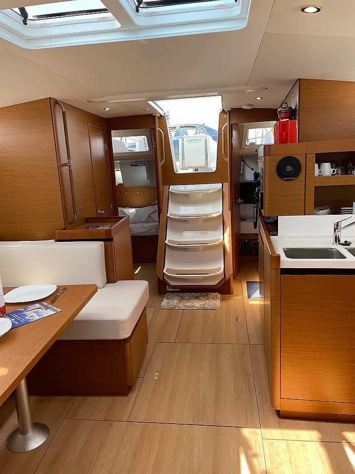 Sun Odyssey 490 - 