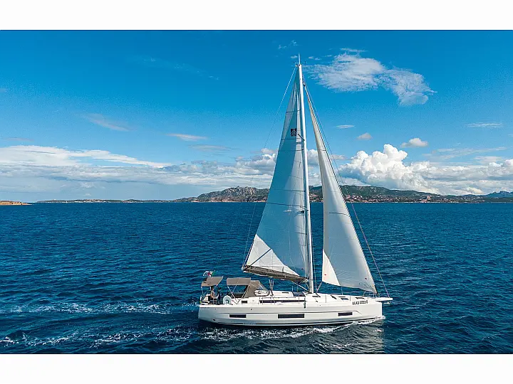 Dufour 470 - External image