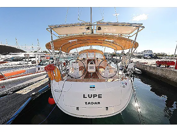 Bavaria Cruiser 37
