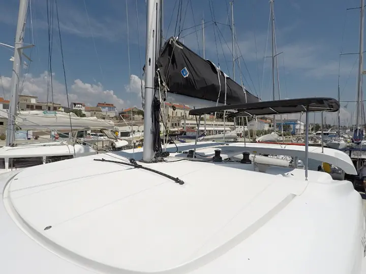 Lagoon 42 - 