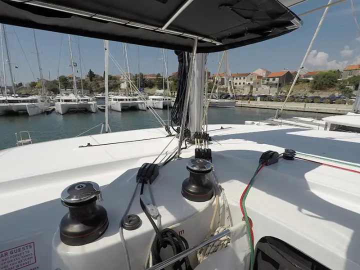 Lagoon 42 - 