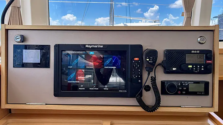 Lagoon 42 - Nav