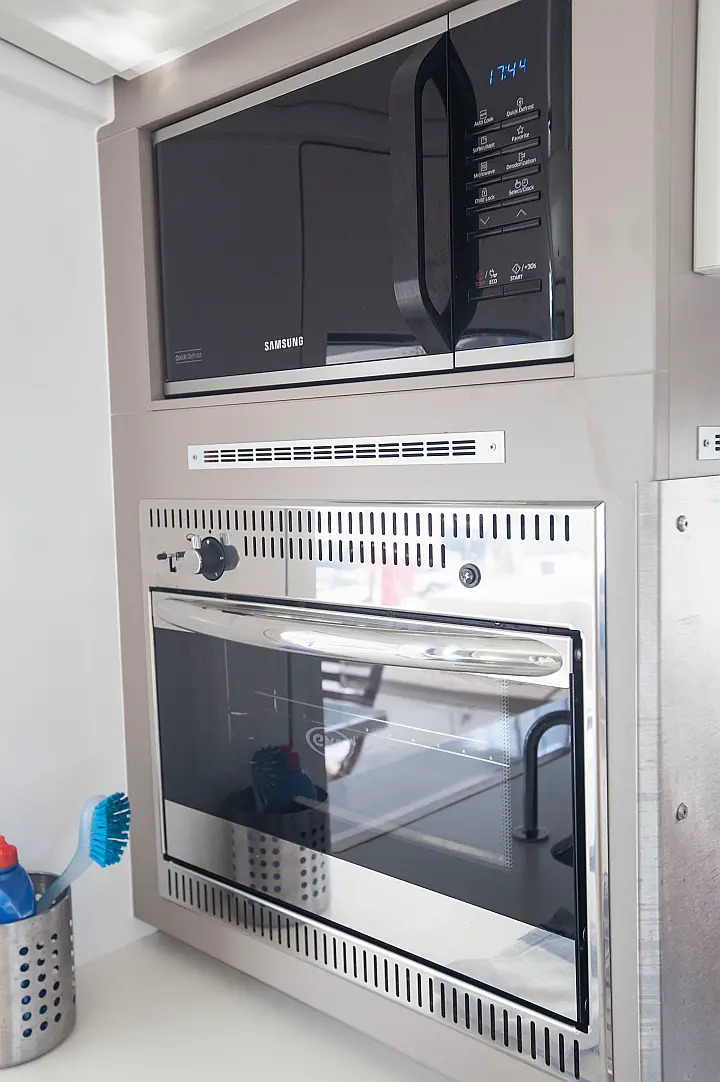 Bali 4.5 - Microwave