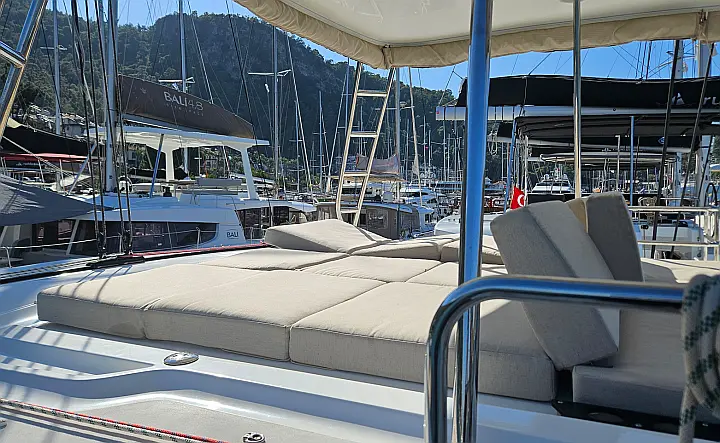 Lagoon 50 Owner's Version - 