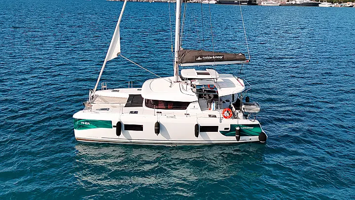 Lagoon 42 - 