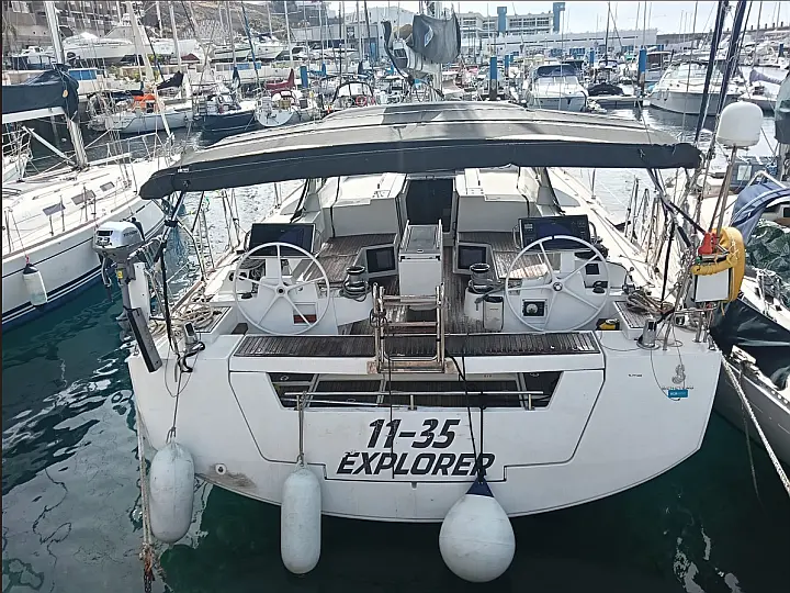 Oceanis 55.1 - External image