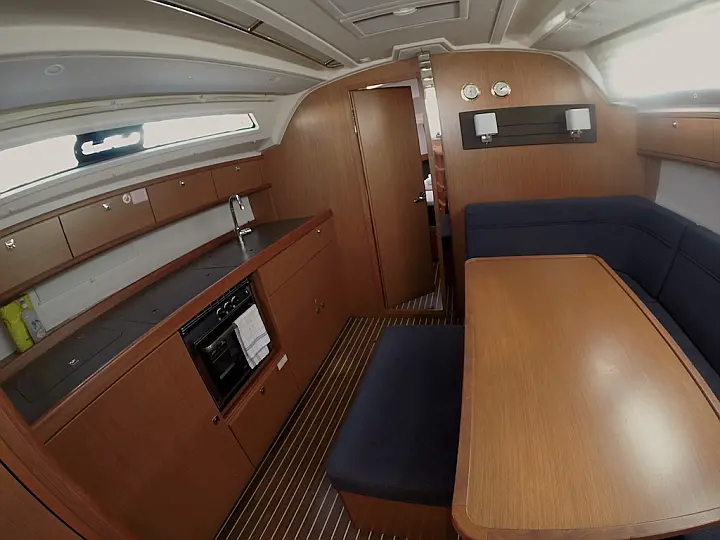 Bavaria Cruiser 41 - 