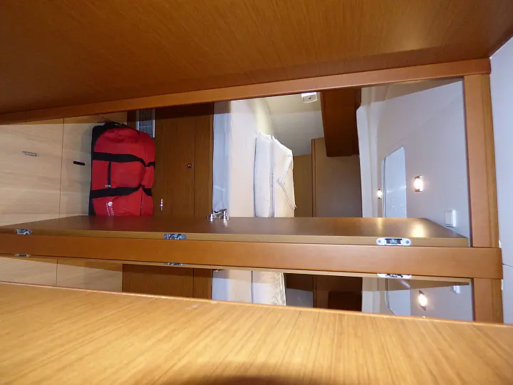 Sun Odyssey 519 - 