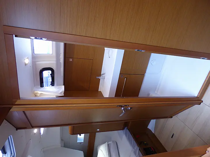 Sun Odyssey 519 - 