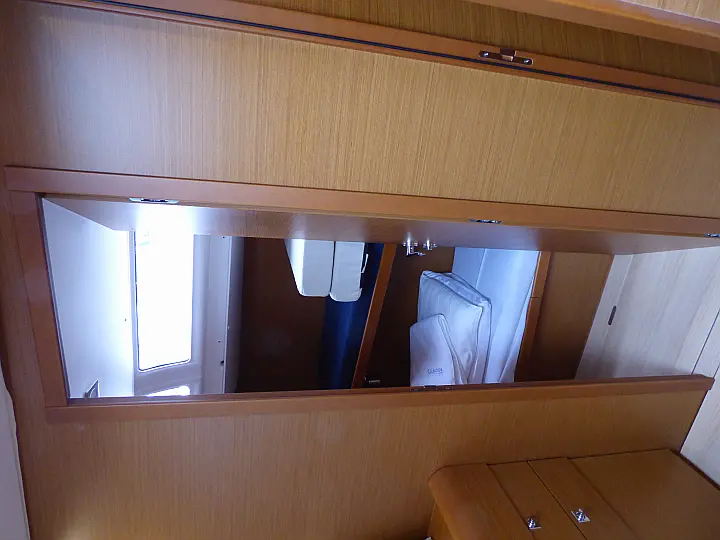 Sun Odyssey 519 - 