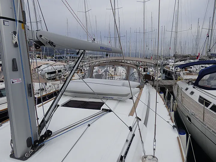 Sun Odyssey 519 - 