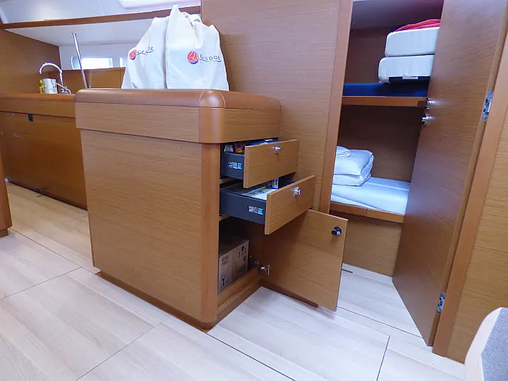 Sun Odyssey 519 - 