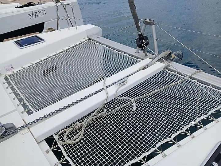 Lagoon 42 - Trampoline