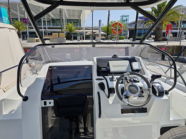 Beneteau Flyer 8 Sundeck - 