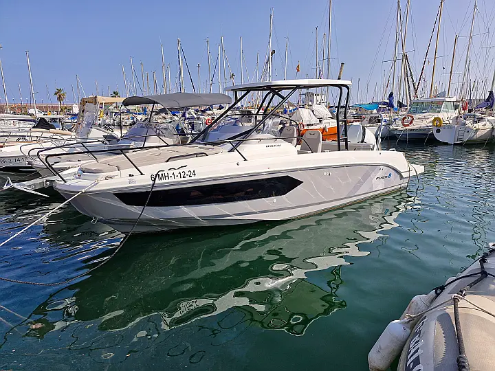 Beneteau Flyer 8 Sundeck - 