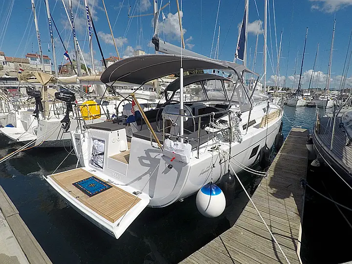 Hanse 458 - External image