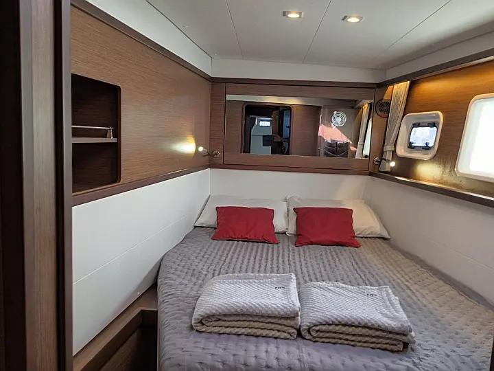 Lagoon 450  Flybridge - 