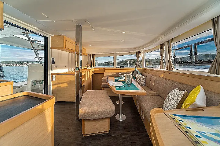 Lagoon 42 - 