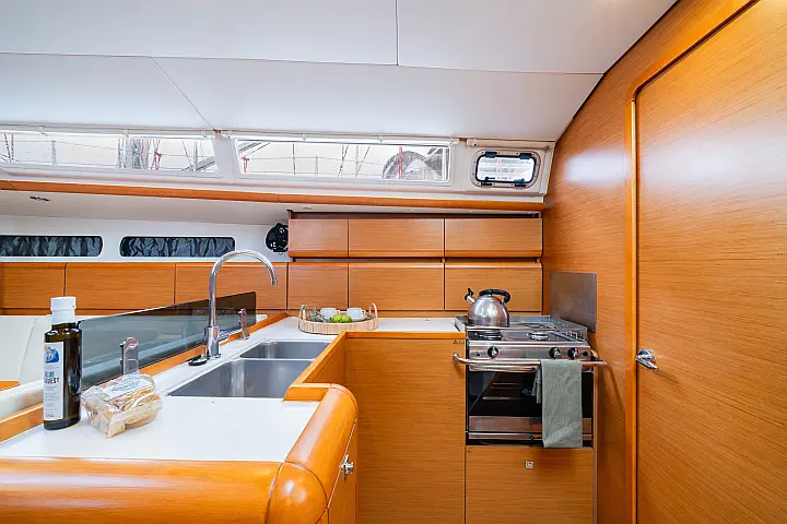 Sun Odyssey 439 - 