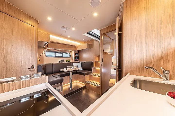 Bavaria SR41 - 