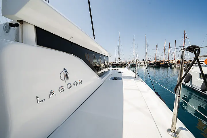 Lagoon 46   - 