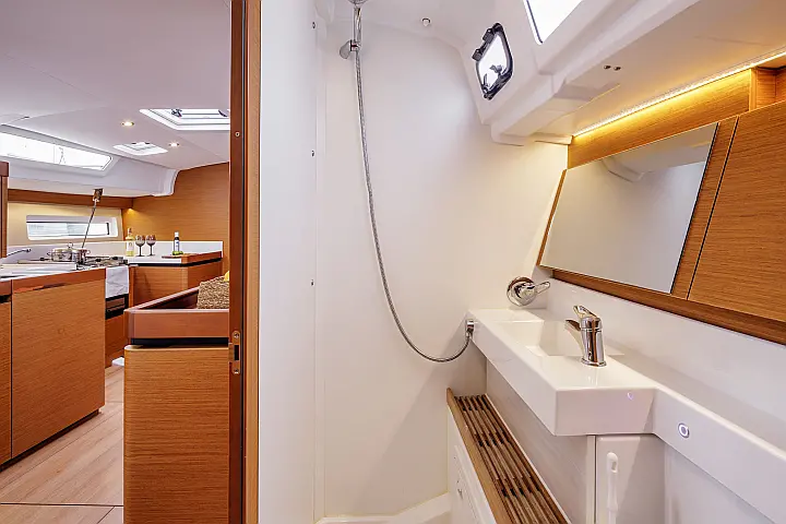Sun Odyssey 490 4 cabins - 