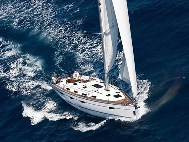 Bavaria 40 Cruiser - External image