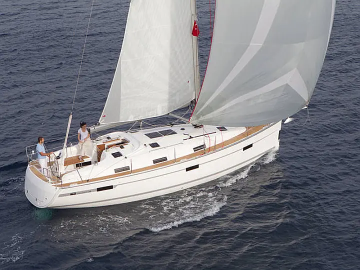 Bavaria Cruiser 36 - 
