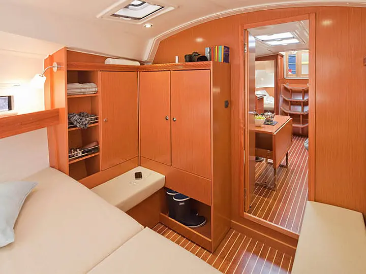 Bavaria Cruiser 36 - 