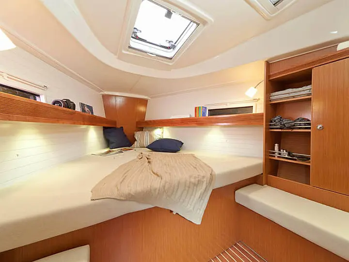 Bavaria Cruiser 36 - 