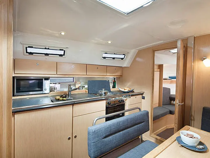 Bavaria Cruiser 40 - 