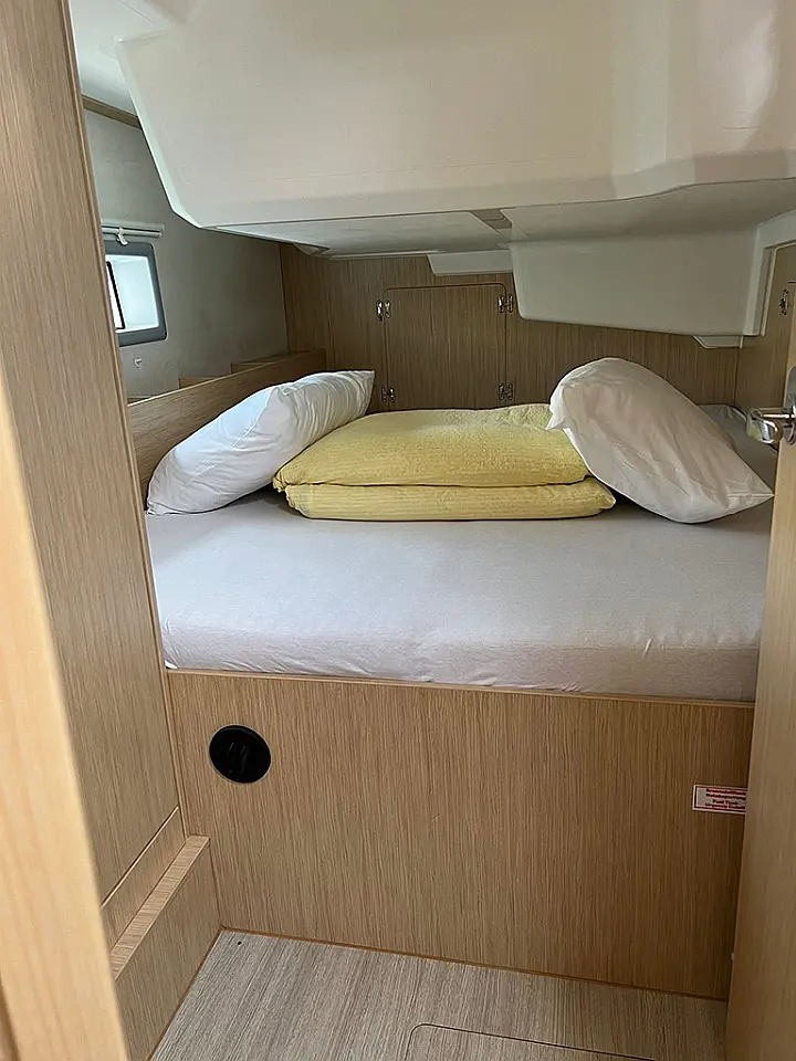 Bavaria C38 - 