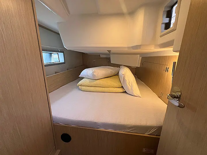 Bavaria C38 - 