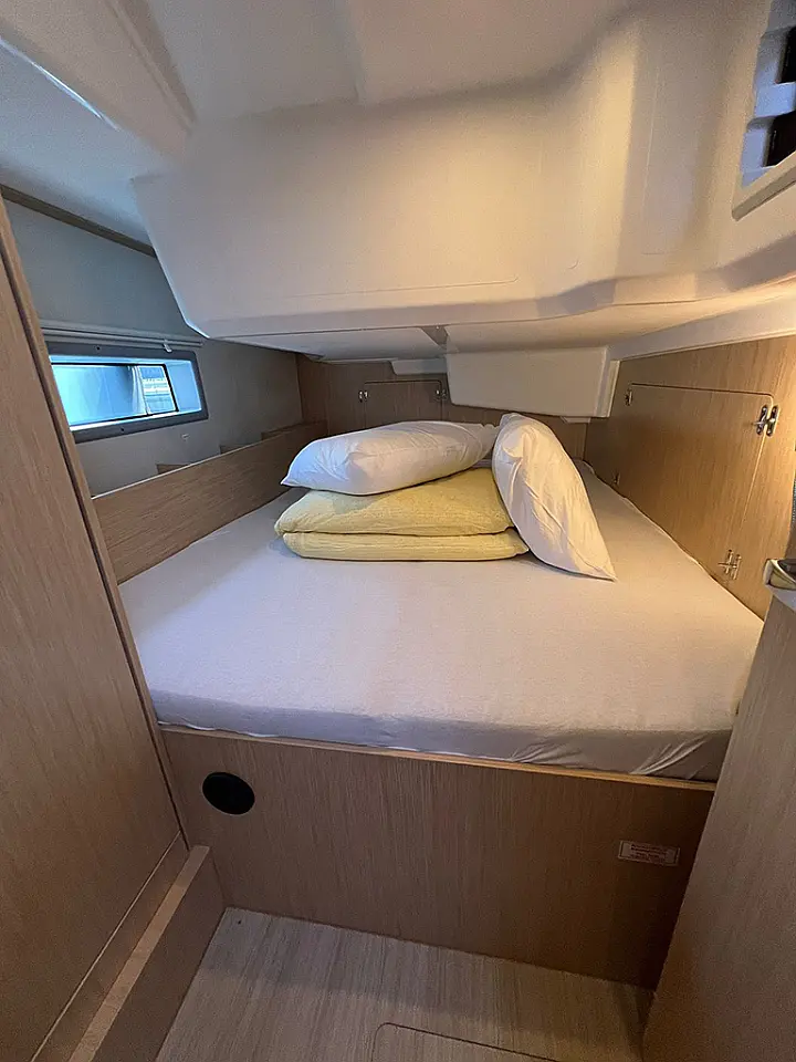 Bavaria C38 - 