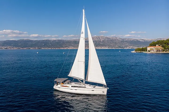 Bavaria Cruiser 51 - 