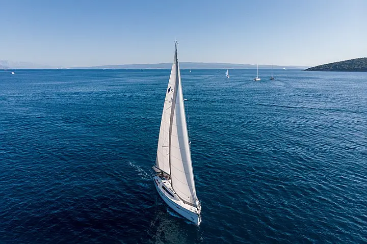 Bavaria Cruiser 51 - 