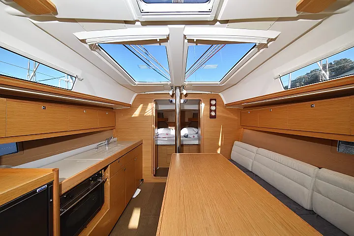 Dufour 382 - 