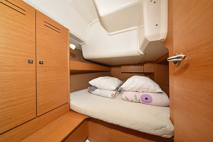 Dufour 382 - 